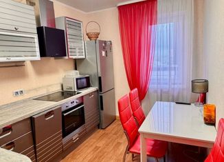 Продам 2-комнатную квартиру, 55.8 м2, Пермь, улица Овчинникова, 35А