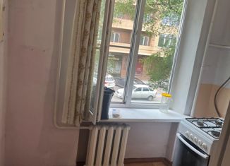 Продаю 2-ком. квартиру, 43.7 м2, Минеральные Воды, улица 50 лет Октября, 55