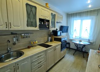 Продается трехкомнатная квартира, 66.7 м2, Иркутск, микрорайон Университетский, 102