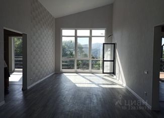 Продаю 4-ком. квартиру, 124 м2, село Красная Воля, Алычовая улица, 4Б