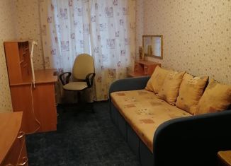 Двухкомнатная квартира в аренду, 44 м2, Павловск, Гуммолосаровская улица, 27