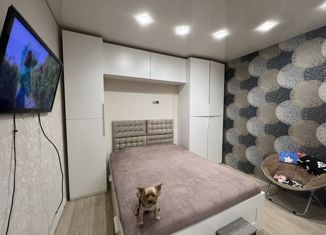 Продается комната, 62 м2, Нефтеюганск, 10-й микрорайон, 28