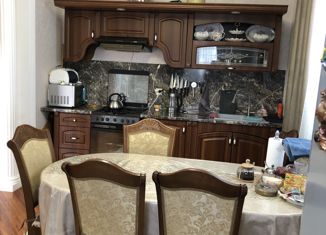 Продажа дома, 100 м2, посёлок городского типа Ленинкент, улица Гитинова