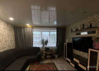 Продаю 4-ком. квартиру, 74 м2, Горняк, улица Миронова, 128к8