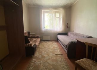 Продается 3-комнатная квартира, 63.8 м2, Псковская область, Вагонная улица, 5К1
