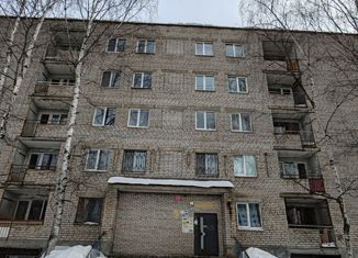 Продажа комнаты, 30 м2, Ижевск, улица Софьи Ковалевской, 14, жилой район Культбаза