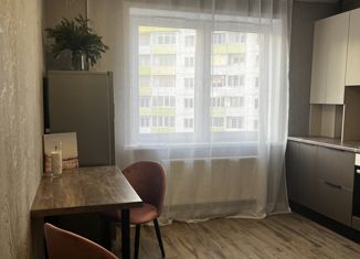 Продажа двухкомнатной квартиры, 62 м2, Смоленская область, улица Попова, 113Г
