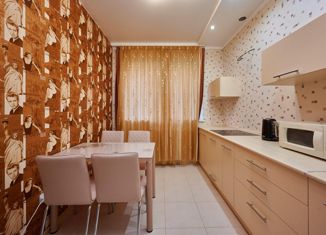 Продажа двухкомнатной квартиры, 63.7 м2, Краснодар, улица имени 40-летия Победы, 103, ЖК Возрождение