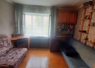 Продам 1-ком. квартиру, 18 м2, Великий Новгород, улица Попова, 8к2