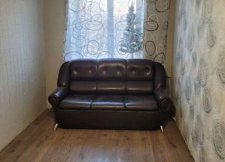 Продам 3-ком. квартиру, 59 м2, Пермский край, Холмогорская улица, 23