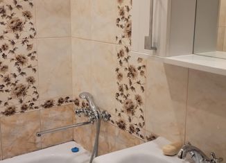 Продам 1-ком. квартиру, 45.7 м2, Рязань, Московский район, улица Бирюзова, 3А