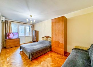 Продам 1-комнатную квартиру, 32.4 м2, Ялта, Киевская улица, 13