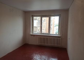 Продаю 3-комнатную квартиру, 60.7 м2, Алексеевка, Республиканская улица, 67