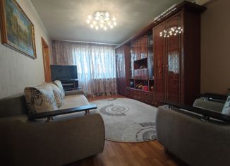 Продается трехкомнатная квартира, 59.3 м2, поселок городского типа Разумное, улица Скворцова, 4