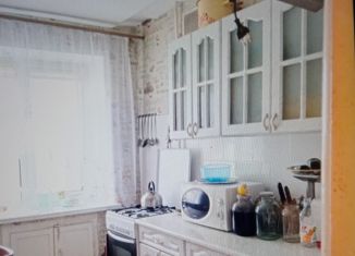 Продажа трехкомнатной квартиры, 60.9 м2, Альметьевск, проспект Строителей, 37
