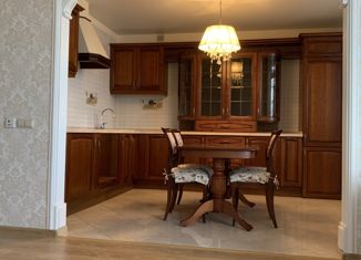 2-ком. квартира на продажу, 66 м2, Оренбургская область, Яицкая улица, 1/2