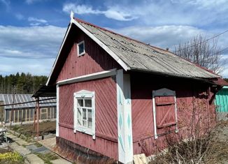 Продаю участок, 6 сот., Карпинск, Центральная улица