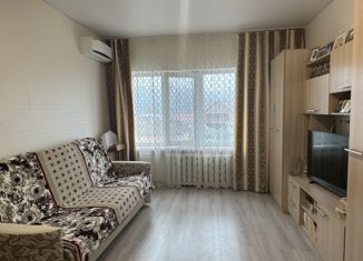 Продаю 1-ком. квартиру, 30 м2, село Кабардинка, Геленджикская улица, 15