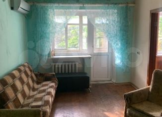 3-ком. квартира на продажу, 68 м2, Новочеркасск, Спортивная улица, 33А