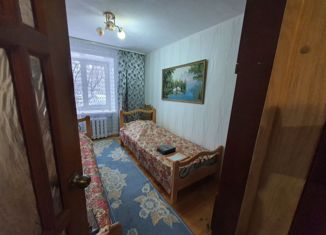 Продается 3-комнатная квартира, 60.7 м2, Семёнов, улица Чкалова, 55