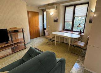 Продам 2-ком. квартиру, 43 м2, Москва, улица Василисы Кожиной, 6к1, улица Василисы Кожиной