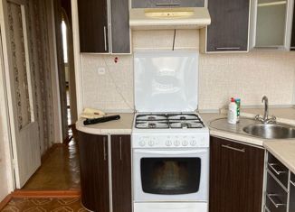 Трехкомнатная квартира на продажу, 60.8 м2, поселок городского типа Уруссу, улица Альберта Шамкина, 51