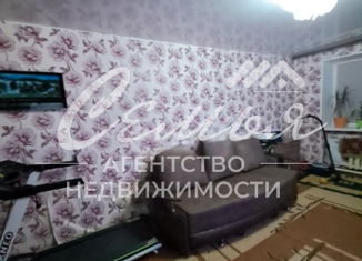 Продам трехкомнатную квартиру, 50 м2, село Падун, Школьная улица, 5А