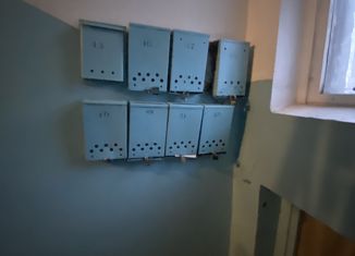 Продам 1-комнатную квартиру, 33 м2, Магнитогорск, улица Тарасенко, 18