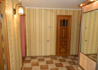 Продается 2-комнатная квартира, 59.8 м2, Строитель, улица Ленина, 13А