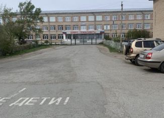 2-комнатная квартира на продажу, 42.2 м2, село Кичигино, улица Крылова, 8