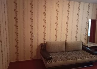 Продается 2-ком. квартира, 44 м2, Острогожск, Северный микрорайон, 4