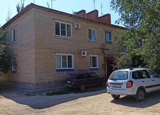 Продаю 3-ком. квартиру, 53 м2, село Заплавное, Ленинская улица, 81