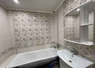 Продам 2-ком. квартиру, 62.8 м2, Саратов, Охотная улица, 4, Ленинский район