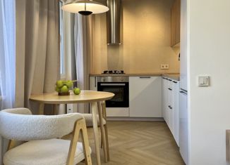 Продаю двухкомнатную квартиру, 43.9 м2, Казань, Вахитовский район, улица Марселя Салимжанова, 14