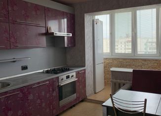 Продам двухкомнатную квартиру, 57 м2, Череповец, Красная улица, 26