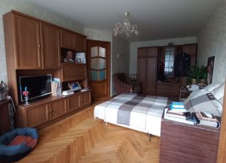 Продам 1-ком. квартиру, 35.2 м2, Санкт-Петербург, проспект Космонавтов, 24