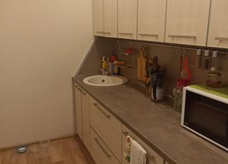 Продается 3-ком. квартира, 65 м2, Нижний Новгород, Народная улица, 34, метро Бурнаковская