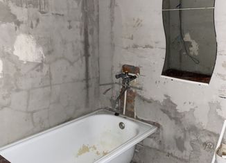 Продается однокомнатная квартира, 30 м2, Щёкино, улица Лукашина, 4