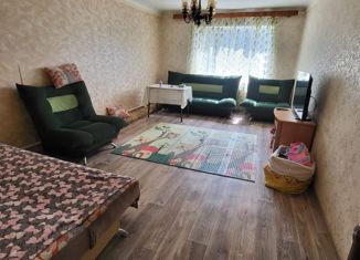 Продается 4-комнатная квартира, 120 м2, Соль-Илецк, улица Городок Рудника, 40