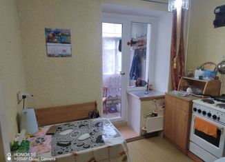 2-комнатная квартира на продажу, 43.9 м2, Еманжелинск, Советская улица, 1Б