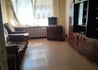 Продается трехкомнатная квартира, 71 м2, село Серафимовский, улица Гафури, 12