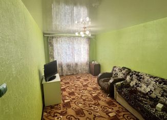 Продажа 3-комнатной квартиры, 68 м2, Невьянск, улица Мартьянова, 37