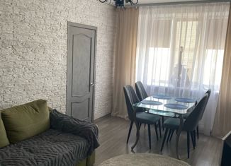 Продается 2-комнатная квартира, 44 м2, Пермский край, улица Черняховского, 5
