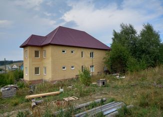 Продается дом, 300 м2, поселок городского типа Полазна