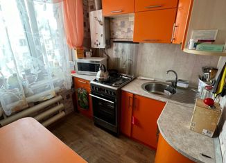 Трехкомнатная квартира на продажу, 47 м2, Альметьевск, улица Пушкина, 35