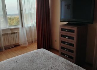 Продается 2-ком. квартира, 71.5 м2, Новочеркасск, Лазоревый переулок, 7