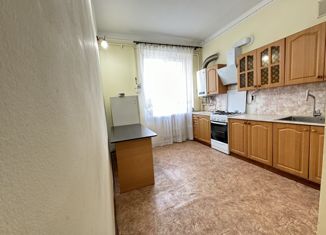 Продажа двухкомнатной квартиры, 46.4 м2, Евпатория, Интернациональная улица, 81