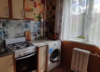 Продаю 2-комнатную квартиру, 42 м2, Апатиты, улица Космонавтов, 8