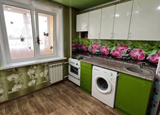 Продам 3-комнатную квартиру, 58.3 м2, поселок городского типа Шушенское, квартал Сельхозколледжа, 18