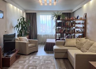 Продается 2-комнатная квартира, 79 м2, Санкт-Петербург, Загребский бульвар, 9, метро Дунайская